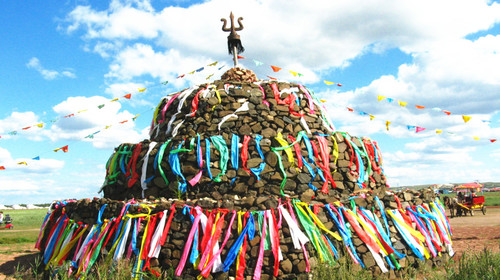 祭祀敖包 祭祀敖包